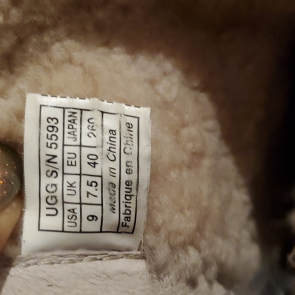 UGG Australia Gizzella Wedge Booties - Picture 13 of 16